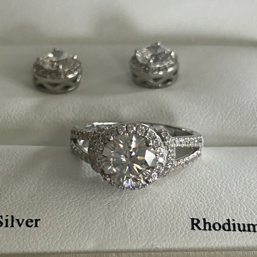 Sterling  Silver Diamonique  Halo Solitaire RING 7 and EARRINGS Set